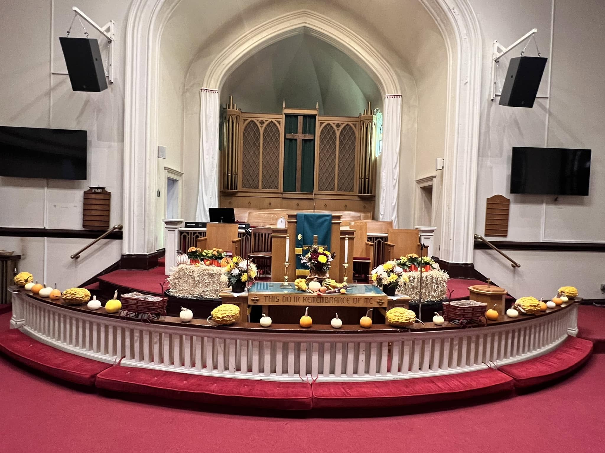 The sanctuary and altar at Warren United Methodist Church, decorated for worship